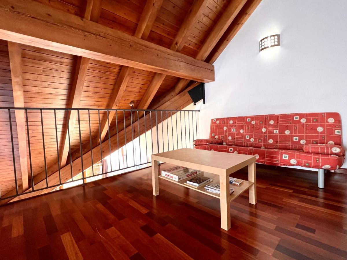 Apartament La Noguera - L'Amfitriona リアルプ エクステリア 写真